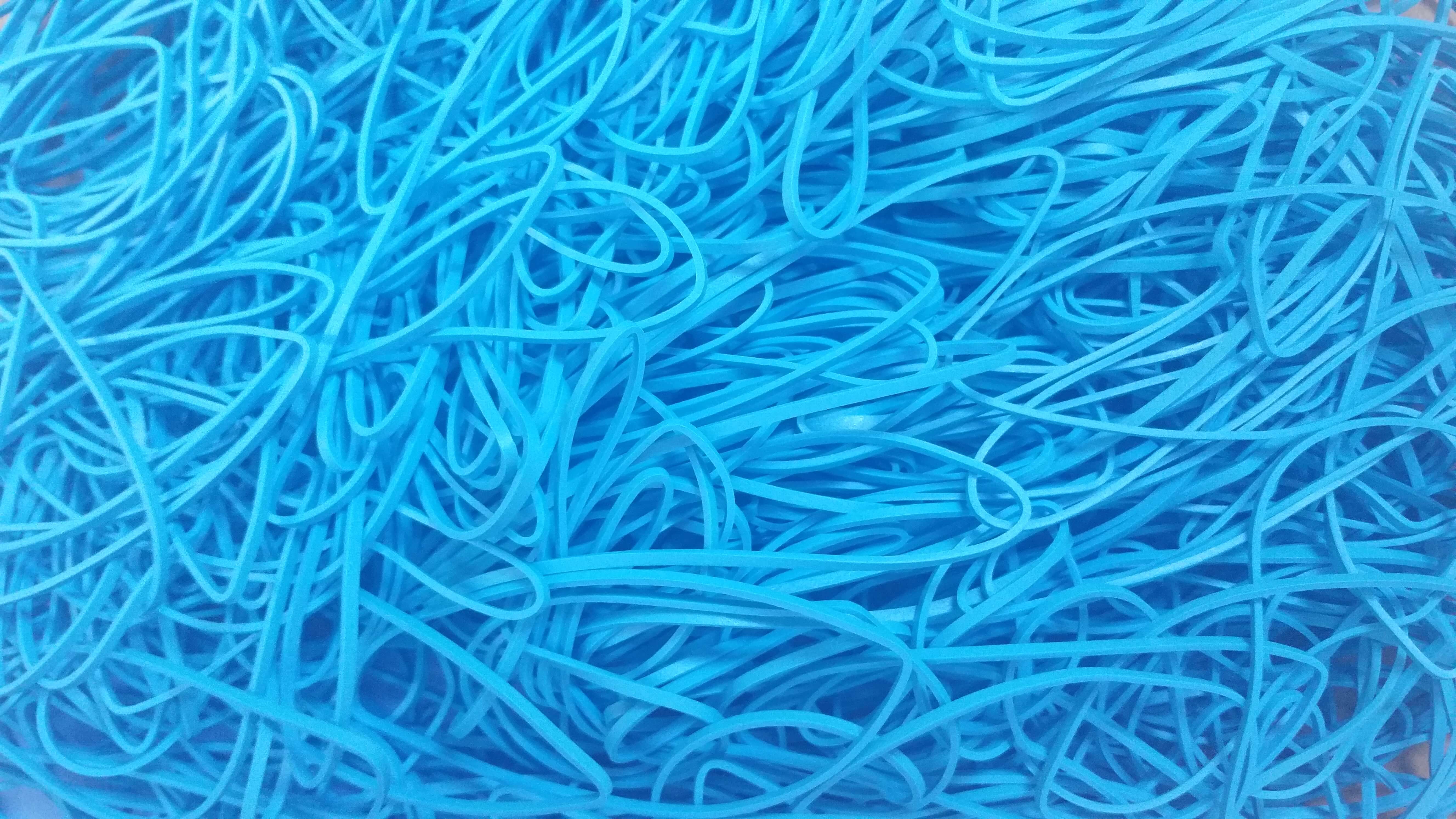 blue rubber bands